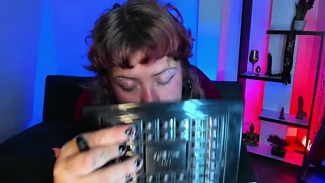 Sabrina scarlett online show from December 2025 05:36:02 AM