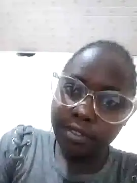 Sweetcecie01 online show from February 2025 09:59:02 PM