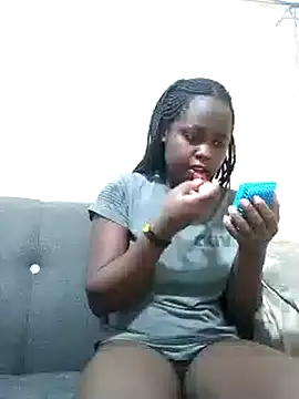 Sweetcecie01 online show from October 2025 08:42:01 PM