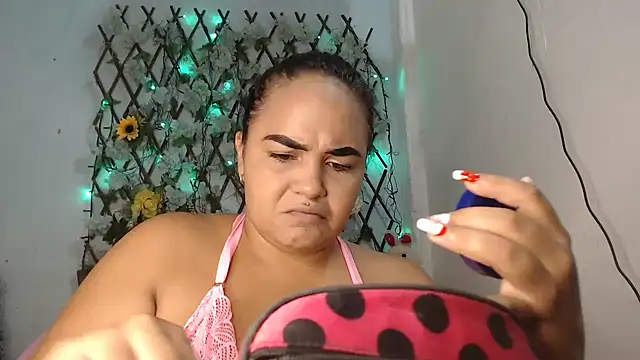 Snapshot of alinsonhot29 chatting on December 2024 02:06:02 AM alinsonhot29 online show from December 2024 02:06:02 AM