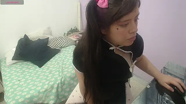 Snapshot of Ingrid_Casas chatting on October 2025 06:46:02 PM Ingrid Casas online show from October 2025 06:46:02 PM