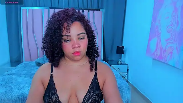 Snapshot of AngelaCoffee chatting on February 2025 03:29:02 AM AngelaCoffee online show from February 2025 03:29:02 AM