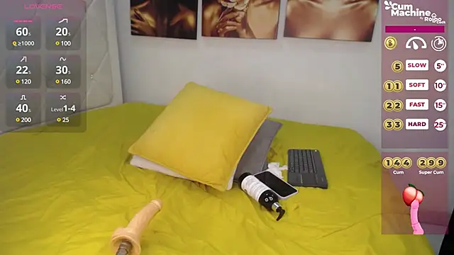 Snapshot of Madeline_Dreams chatting on February 2025 04:10:01 PM Madeline Dreams online show from February 2025 04:10:01 PM