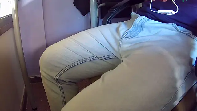 vladimirput4 online show from February 2025 10:29:02 AM