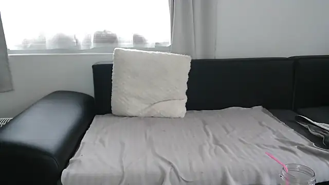 Snapshot of HotElena chatting on October 2025 12:04:02 PM HotElena online show from October 2025 12:04:02 PM