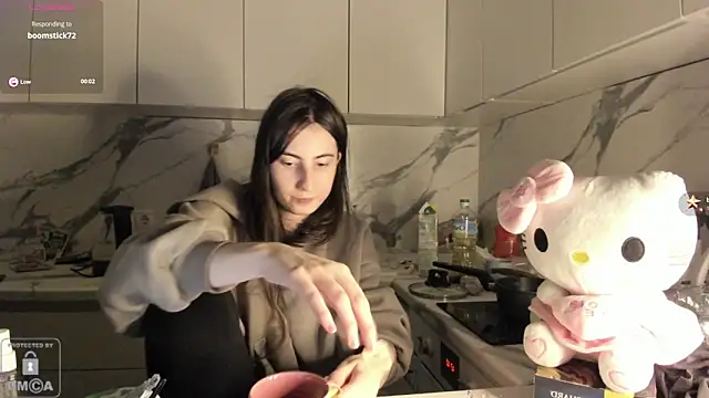 Ayesha Thebestt online show from February 2026 07:01:02 PM