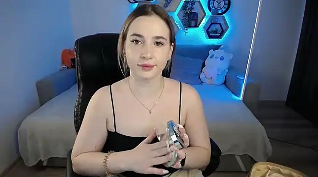 SabrinViolet online show from February 2025 09:09:01 AM