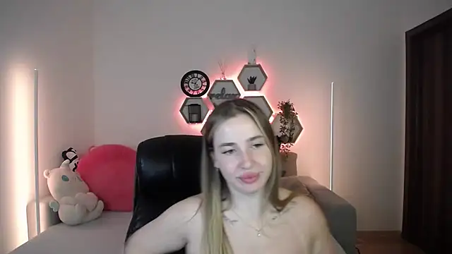SabrinViolet online show from July 2026 08:07:02 AM