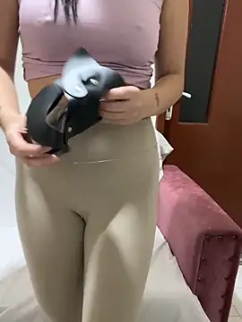 gizemseks online show from November 2025 06:23:01 AM