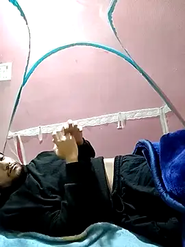 Snapshot of Indiandaddy11 chatting on December 2024 10:50:01 PM Indiandaddy11 online show from December 2024 10:50:01 PM