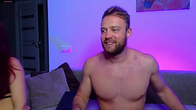 MaxMia online show from December 2024 07:54:02 AM