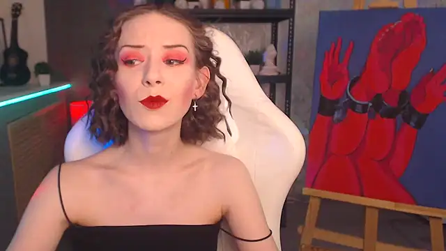 Snapshot of FascinatingEyess chatting on November 2025 10:47:02 PM FascinatingEyess online show from November 2025 10:47:02 PM