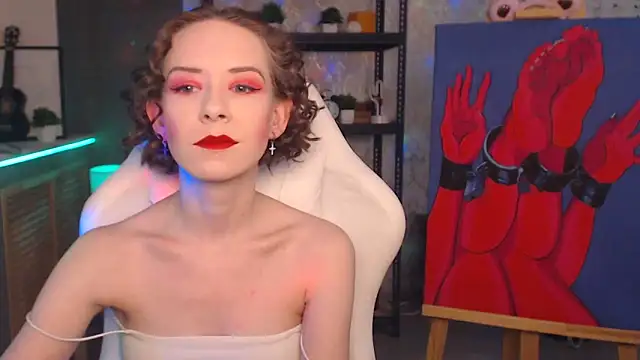 Snapshot of FascinatingEyess chatting on February 2026 08:00:02 AM FascinatingEyess online show from February 2026 08:00:02 AM