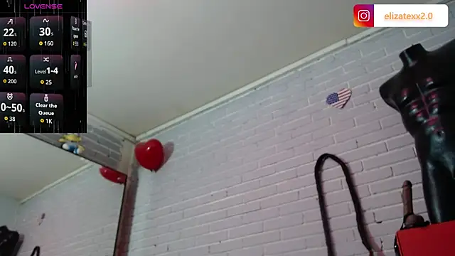 Snapshot of elizatexx chatting on June 2026 07:05:01 PM elizatexx online show from June 2026 07:05:01 PM