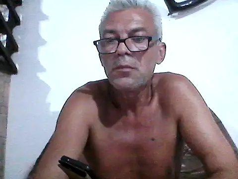 Picolo4111 online show from September 2025 07:55:02 AM