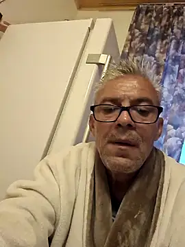 Picolo4111 online show from October 2025 05:39:01 AM