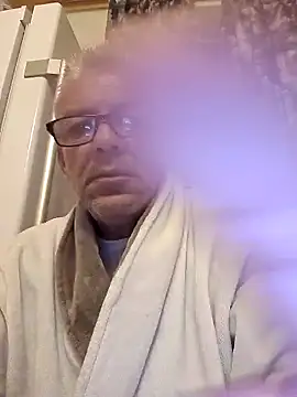 Picolo4111 online show from October 2025 02:33:01 AM