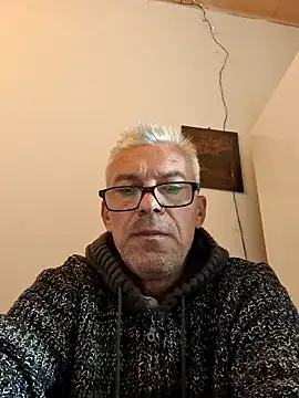 Picolo4111 online show from October 2025 07:09:01 AM