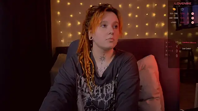 The Full Red Moon online show from February 2026 01:24:02 AM