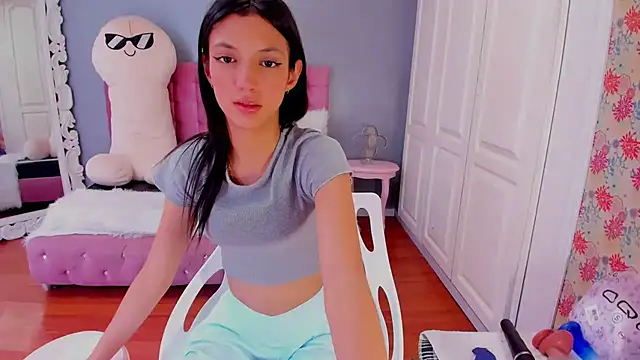 Snapshot of Iris_Stone_ chatting on January 2025 04:41:01 PM Iris Stone online show from January 2025 04:41:01 PM