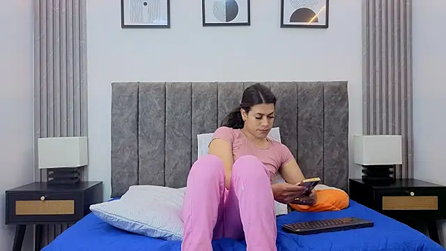 Luciana Ortiz1 online show from January 2026 01:46:02 PM