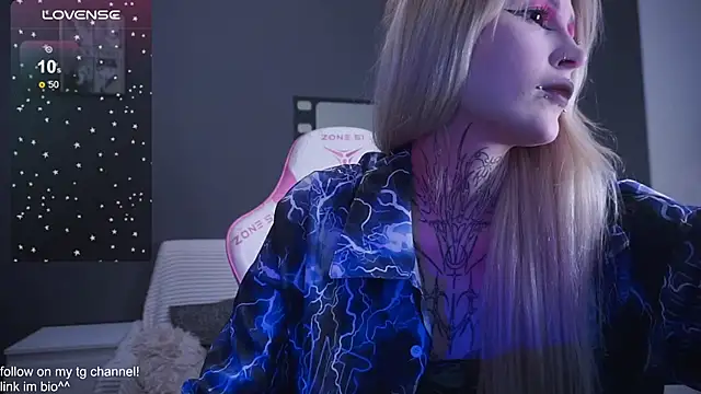 fraulein mooon online show from November 2025 10:59:02 PM