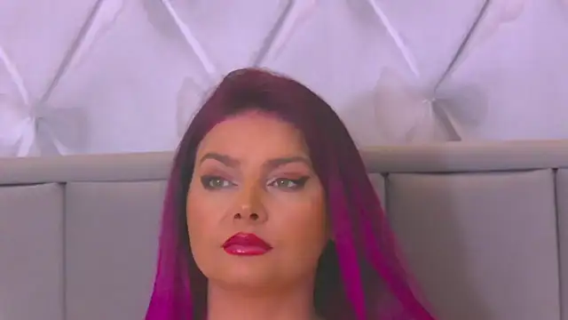 RissaRheys online show from October 2025 08:38:01 PM