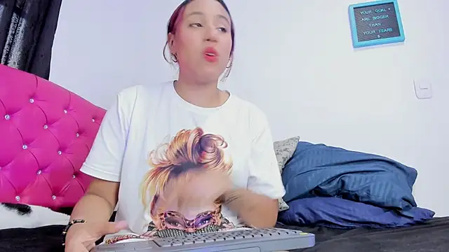 katia  dann online show from January 2025 06:56:02 PM