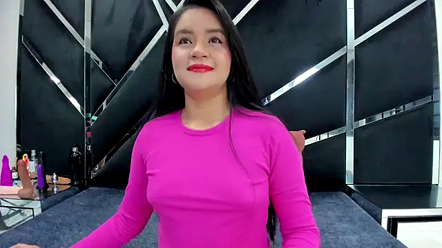 Snapshot of Ivanna18_x chatting on September 2025 04:07:01 AM Ivanna18 x online show from September 2025 04:07:01 AM