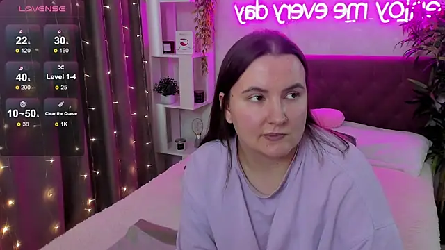 FeralPeach online show from May 2026 07:47:02 AM
