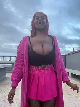 Snapshot of Rose_berry chatting on October 2025 03:14:02 PM Rose berry online show from October 2025 03:14:02 PM