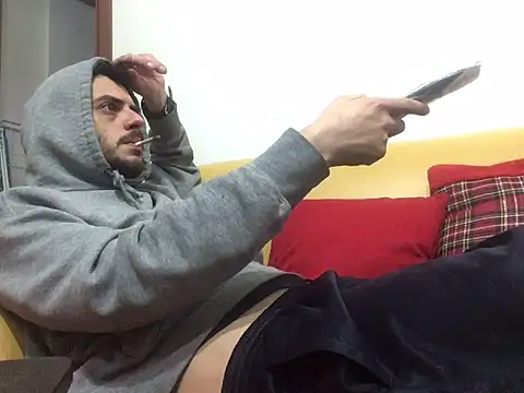 Snapshot of DragonPink chatting on January 2025 11:24:01 PM DragonPink online show from January 2025 11:24:01 PM