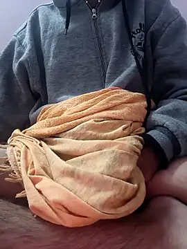 Collegeboywithbigweapan21 online show from December 2025 05:07:02 PM