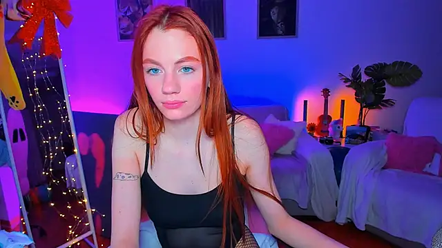 Alyssa Smitt online show from March 2025 11:46:01 PM