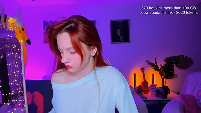 Alyssa Smitt online show from November 2025 01:15:02 AM