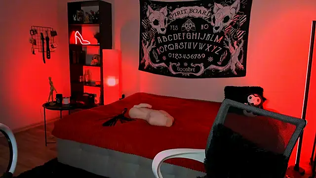 Snapshot of Magic_Allie chatting on February 2026 06:47:02 PM Magic Allie online show from February 2026 06:47:02 PM