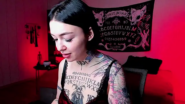 Snapshot of Magic_Allie chatting on March 2026 06:48:01 PM Magic Allie online show from March 2026 06:48:01 PM