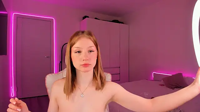 Eva Davi online show from February 2025 01:58:01 AM