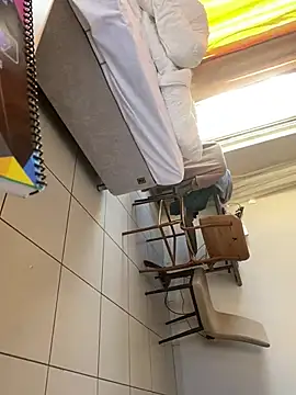 Snapshot of Metmenn7 chatting on December 2024 01:00:02 PM Metmenn7 online show from December 2024 01:00:02 PM