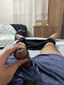 Snapshot of Metmenn7 chatting on February 2025 01:08:01 AM Metmenn7 online show from February 2025 01:08:01 AM