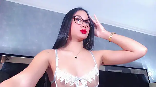 Snapshot of JasmineMoore chatting on February 2025 05:53:01 PM JasmineMoore online show from February 2025 05:53:01 PM