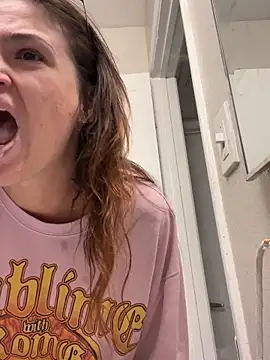 SafeinouterSpace online show from November 2025 03:05:01 AM