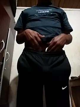 Snapshot of Uncletee112 chatting on September 2025 10:53:01 PM Uncletee112 online show from September 2025 10:53:01 PM