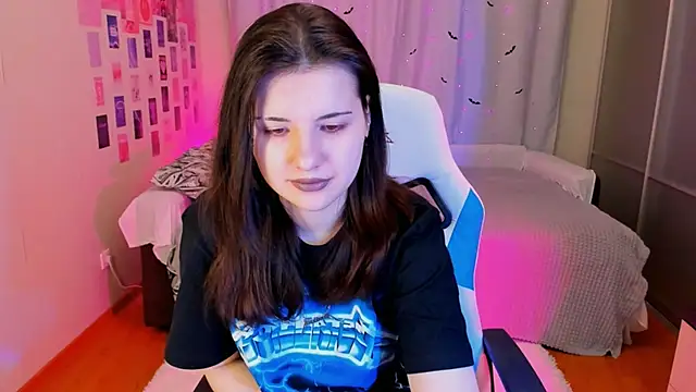 Snapshot of Vanessa_Verona chatting on February 2025 04:05:01 AM Vanessa Verona online show from February 2025 04:05:01 AM