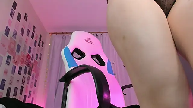 Vanessa Verona online show from November 2025 05:52:01 AM