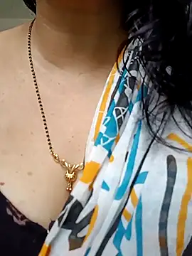 Snapshot of Rosy-B chatting on February 2026 07:50:01 AM Rosy-B online show from February 2026 07:50:01 AM