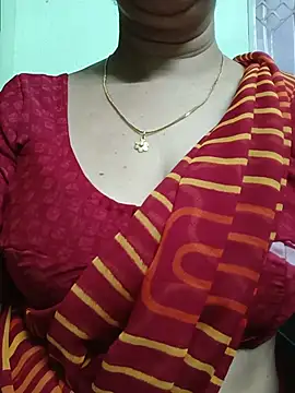 Snapshot of Rosy-B chatting on August 2026 12:24:01 AM Rosy-B online show from August 2026 12:24:01 AM