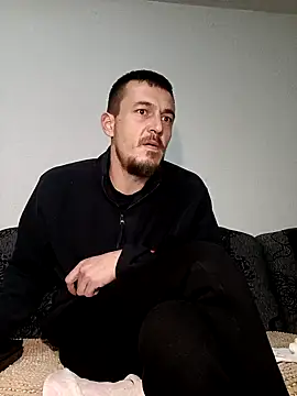 mayk18cm online show from February 2025 03:43:02 AM