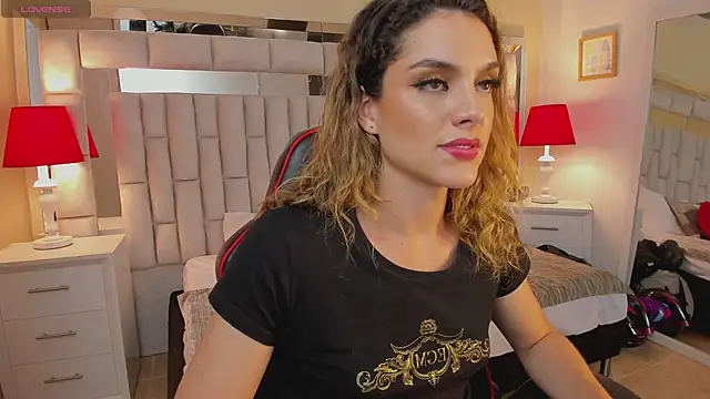 mariiahneedles online show from February 2025 02:44:02 AM