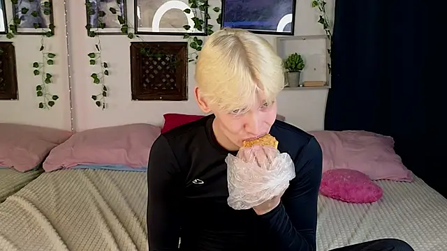 Nick Win online show from January 2025 02:10:01 PM